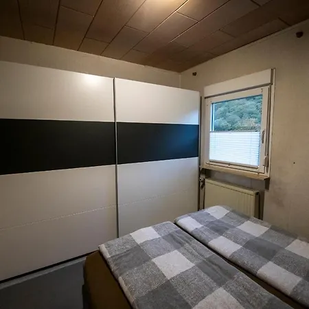 Schoene In Ruhiger Lage Apartmán